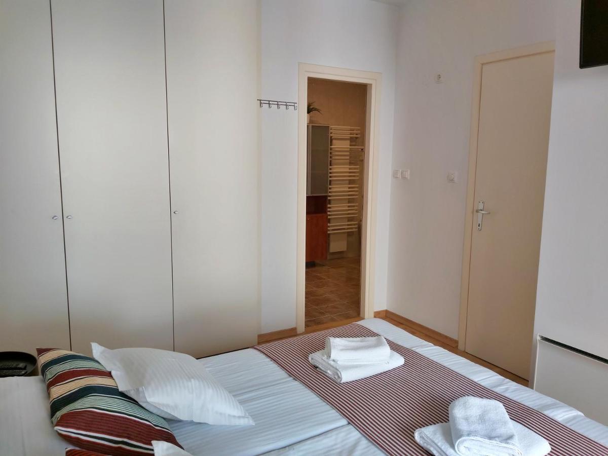 Mitra Zonata Pink Apartment Omis Luaran gambar