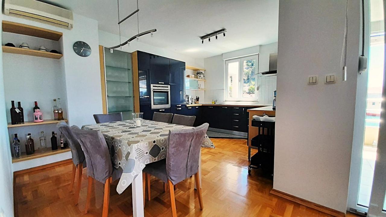 Mitra Zonata Pink Apartment Omis Luaran gambar